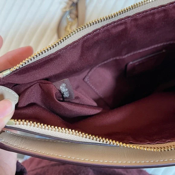 Coach | Ivie Hobo Bag - Signature Khaki - Picture 6 of 17